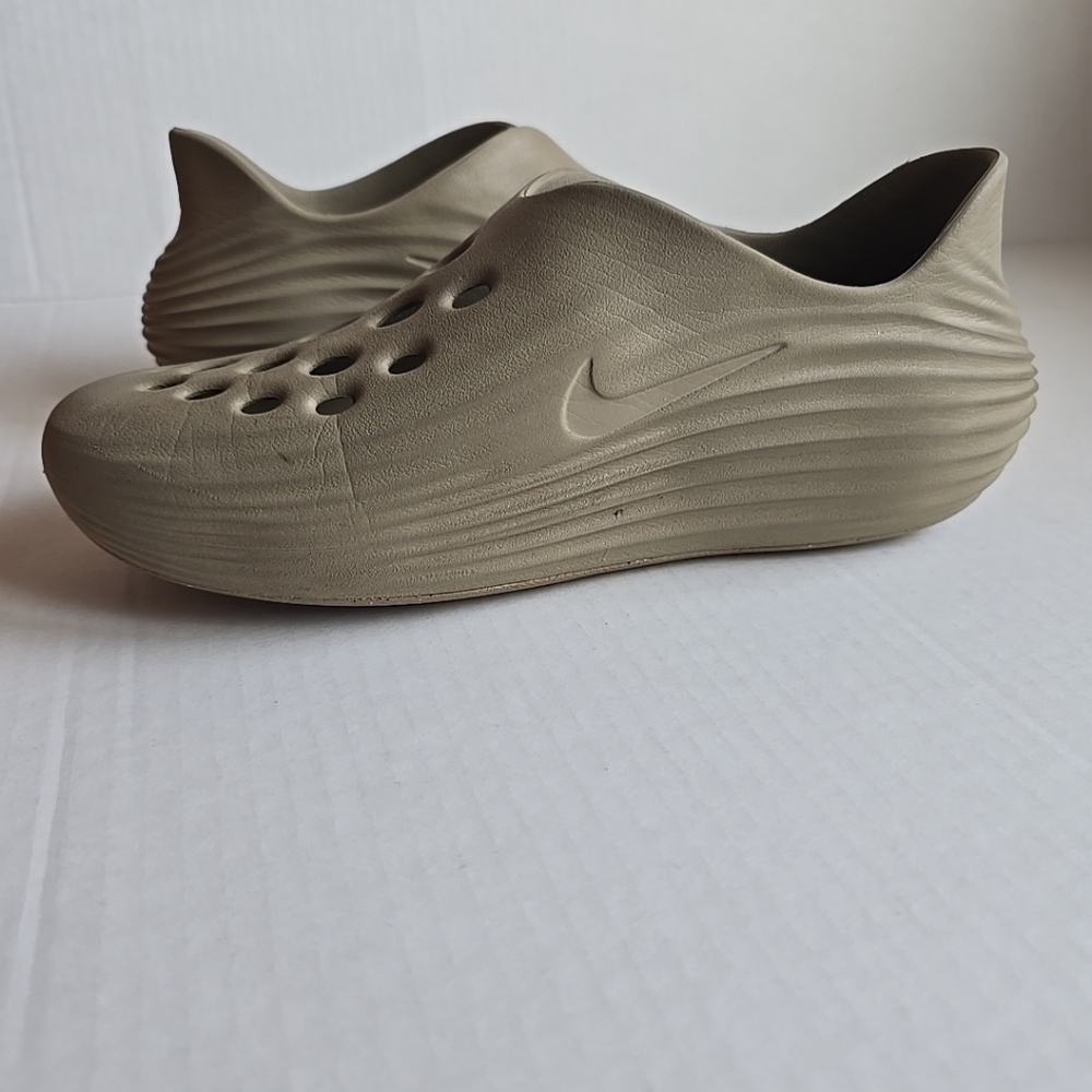 Nike ReactX Rejuven8 Khaki Kids 7Y MENS 7 WOMENS 8 GREAT CONDITION - Picture 9 of 10